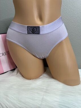 Victoria's Secret Size M Lilac Hiphugger hipster Panty Rhinestone Heart Patch